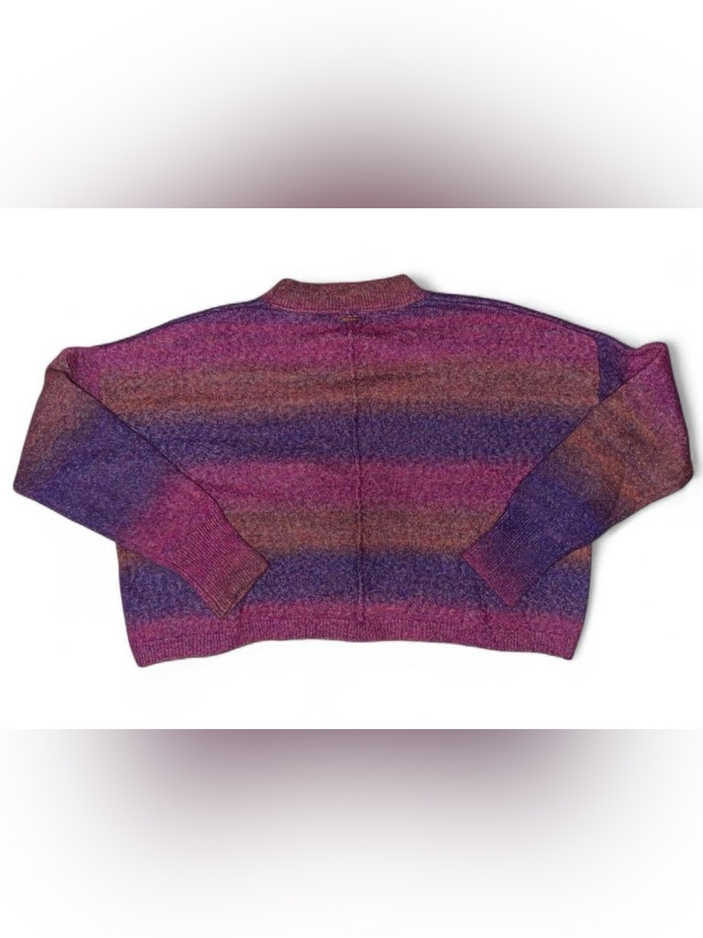 Cropped Sweater - Picture 2 of 4